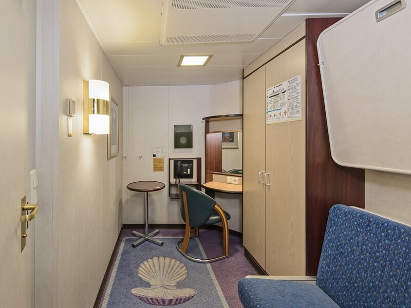 Polar Inside | Lower deck for 1 traveller